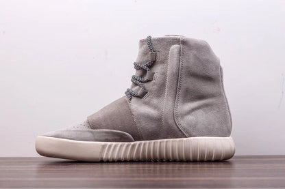 Boost 750 Gray/Light Brown