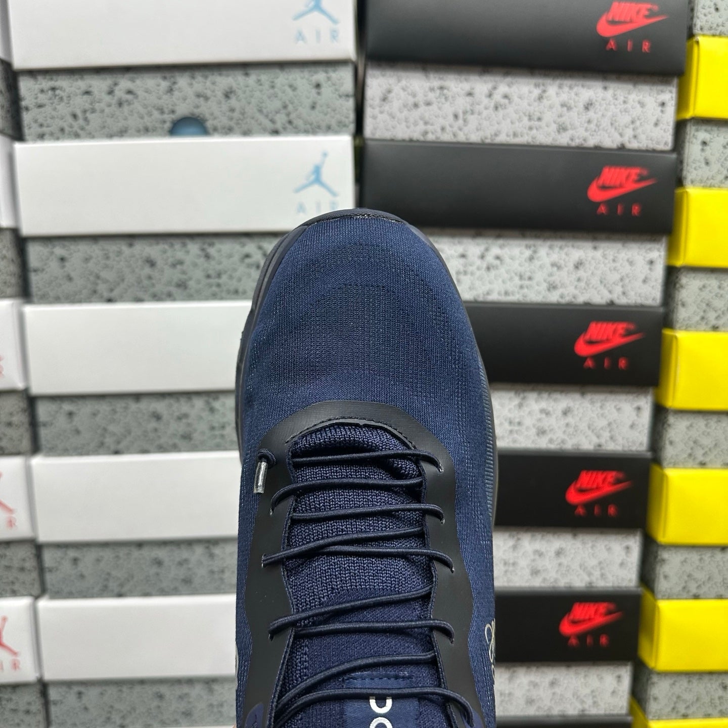Cloudtilt Loewe Navy Blue