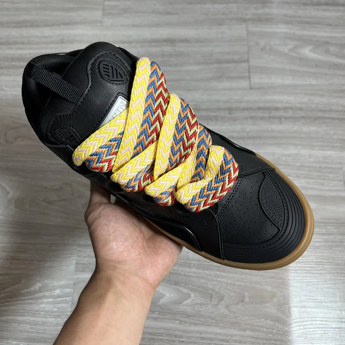 Curb Black