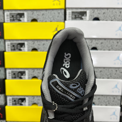 Gel-1130 Black/Pure Silver