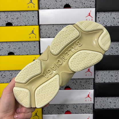 BLG Triple S White/Beige
