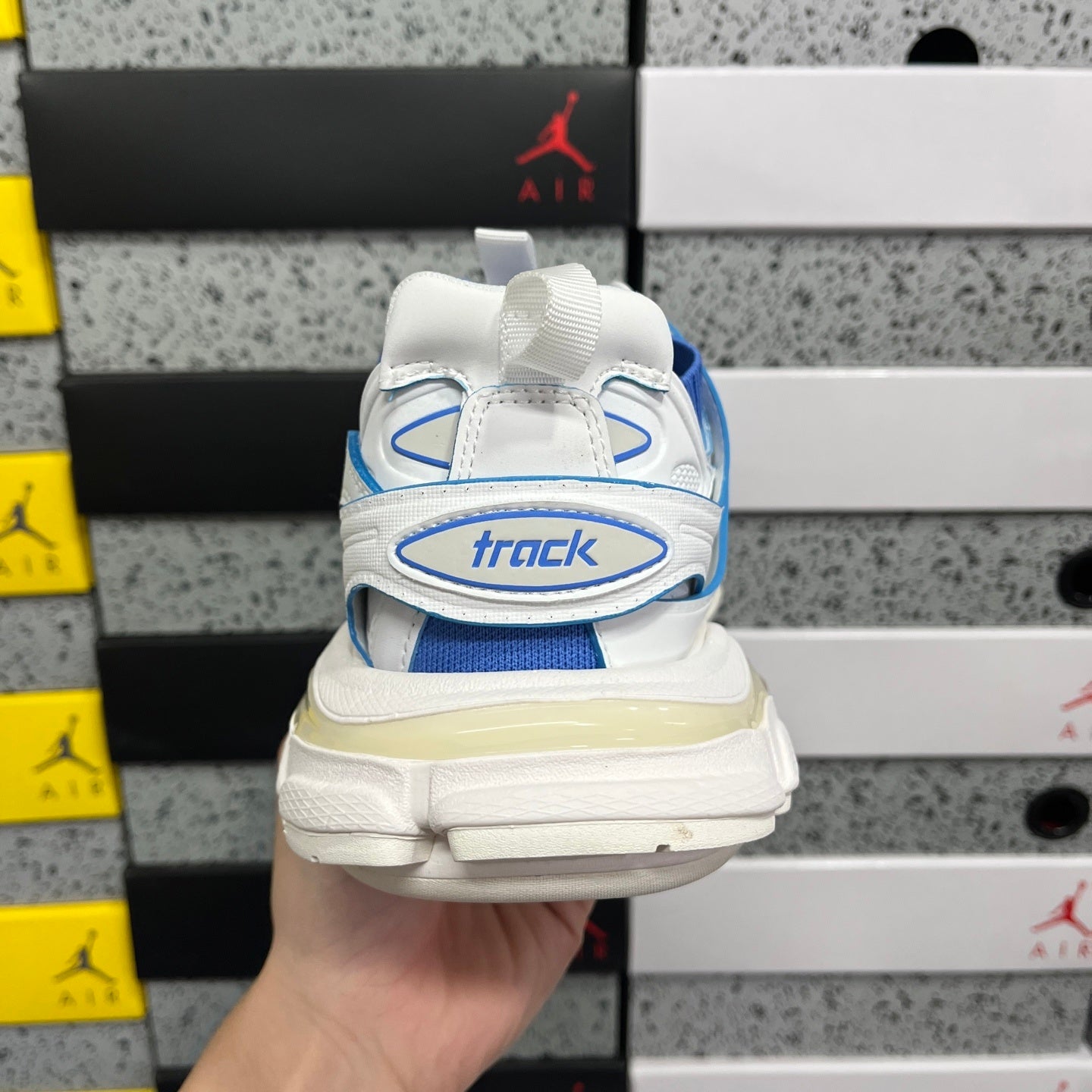 BLG Track White Blue