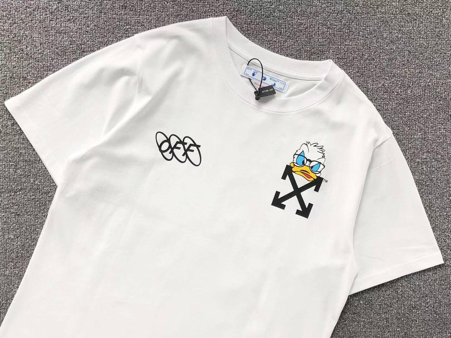 T-shirt Off