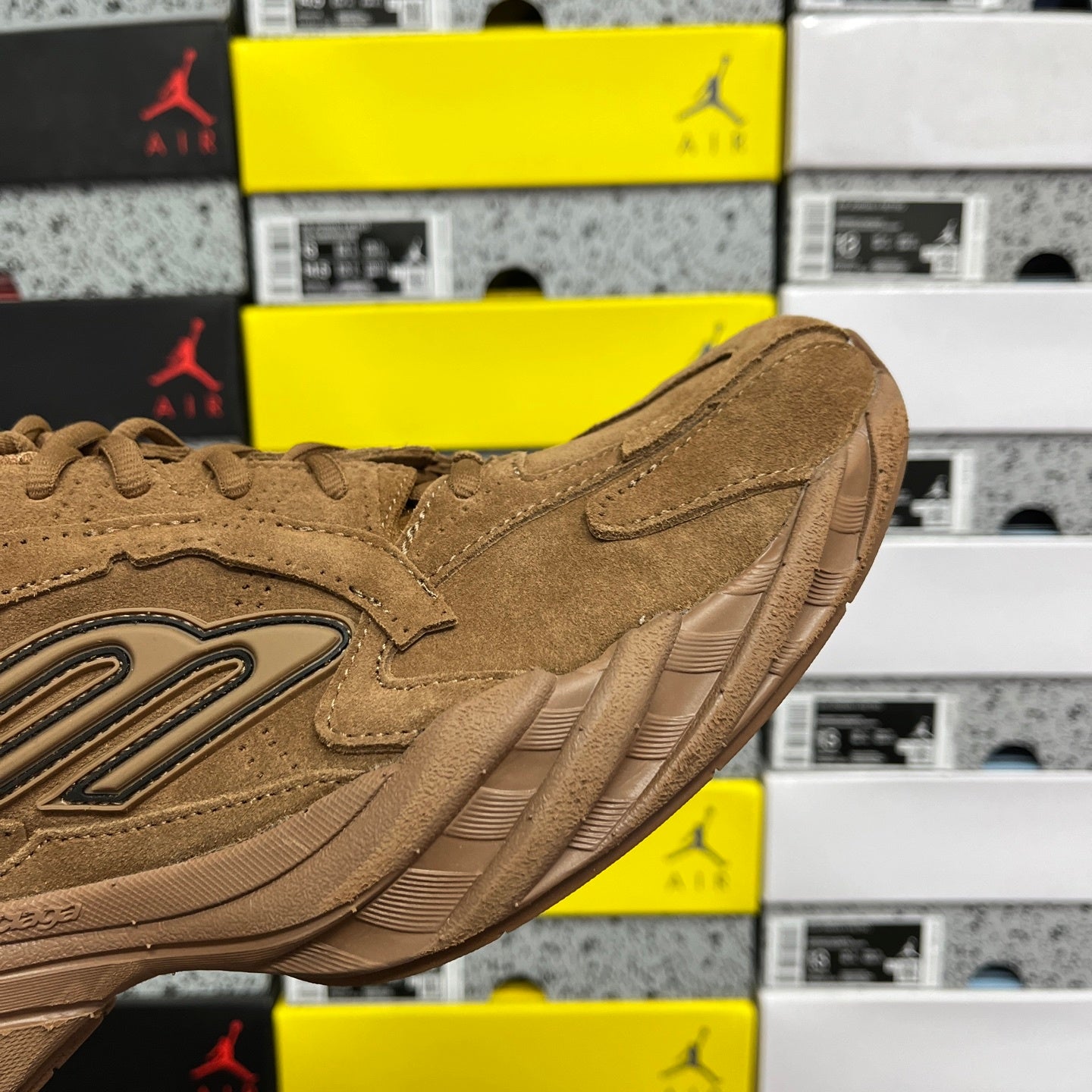 BLG Monday suede Brown