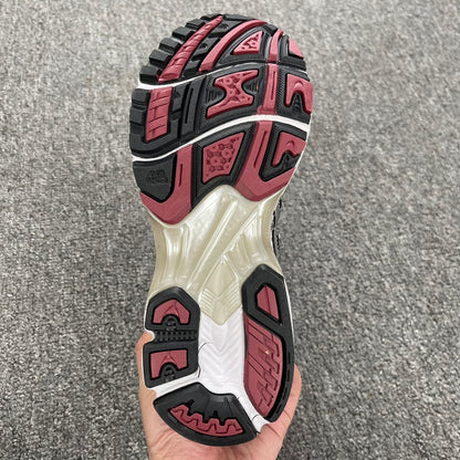 Kayano 14 Silver Red