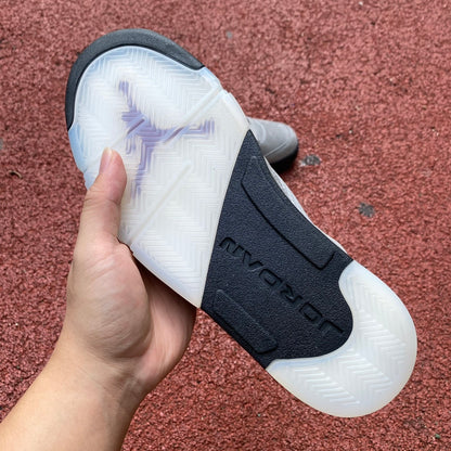 AJ 5 A Ma Maniére Light Bone