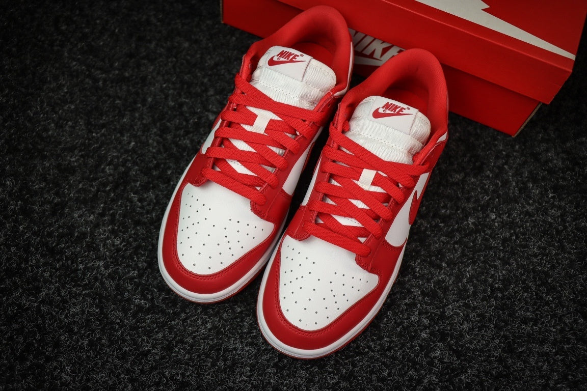 Dunk SP University Red