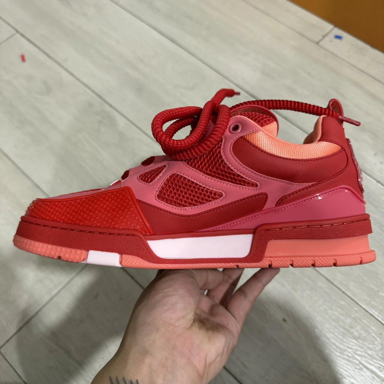 Aware Skate Red
