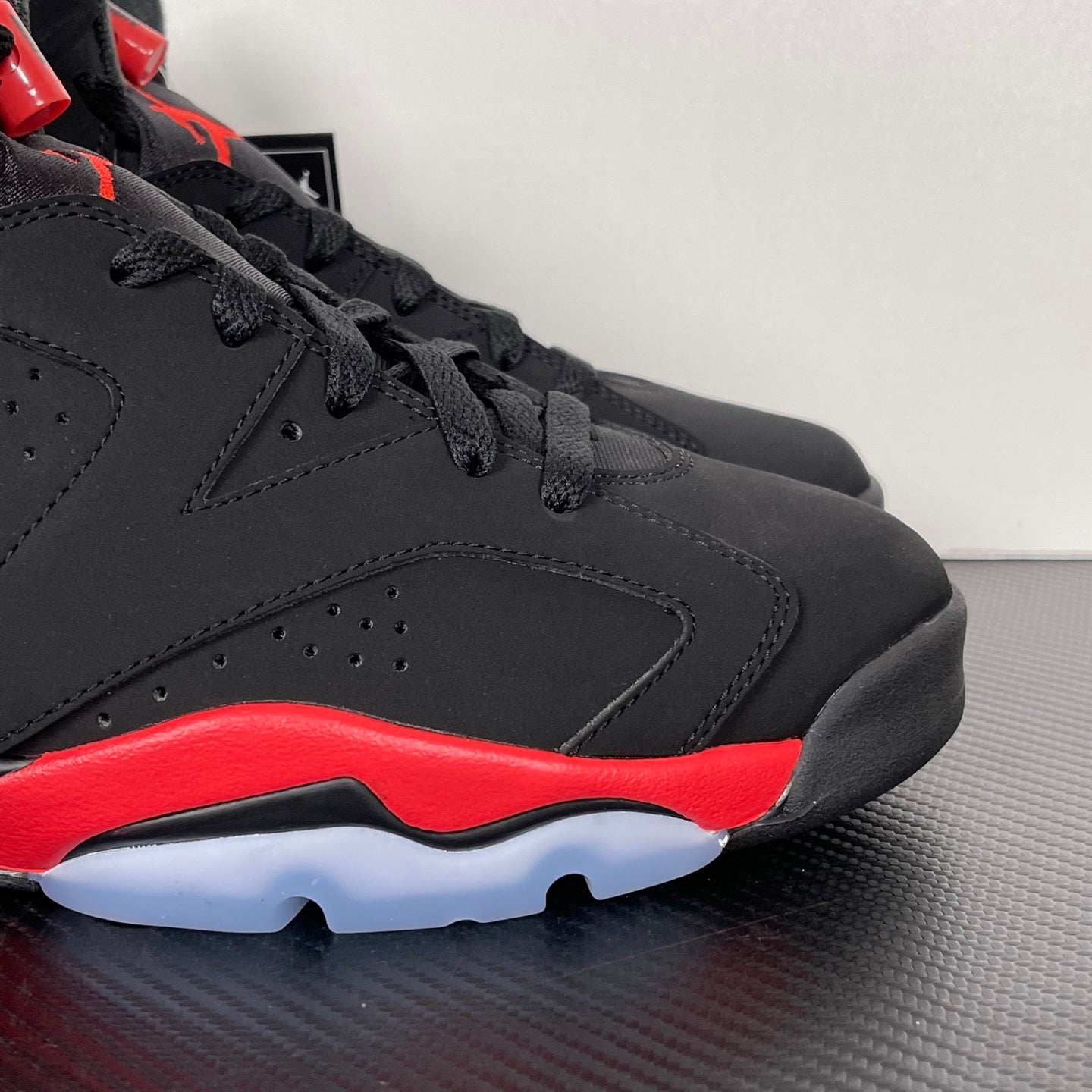AJ6 Retro Infrared Salesman