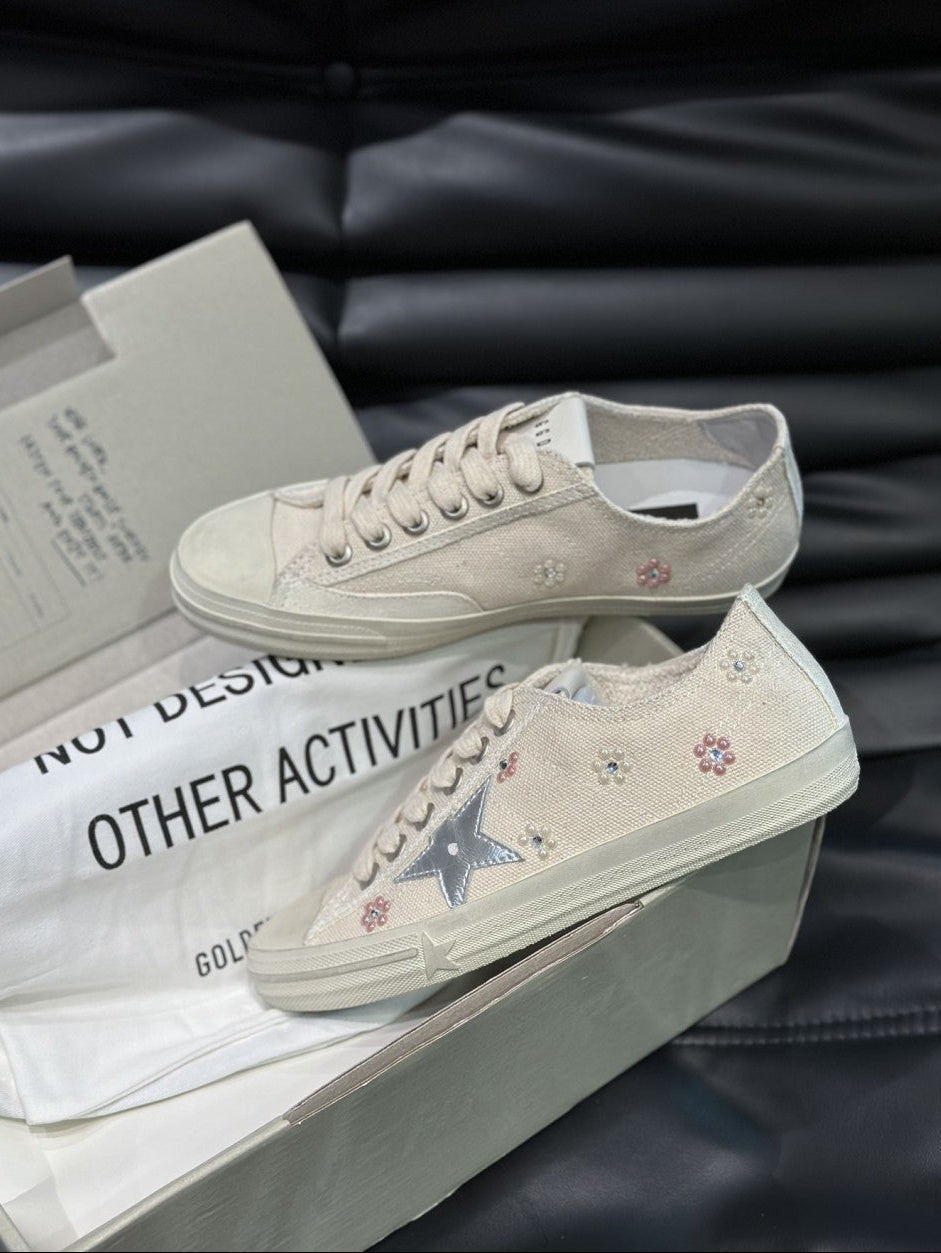 GDGS V-Star White Body Silver Star