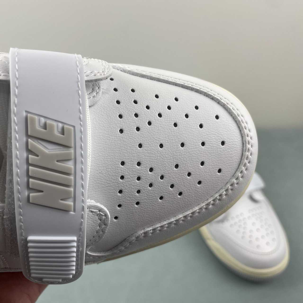 Legacy 312 Retro White