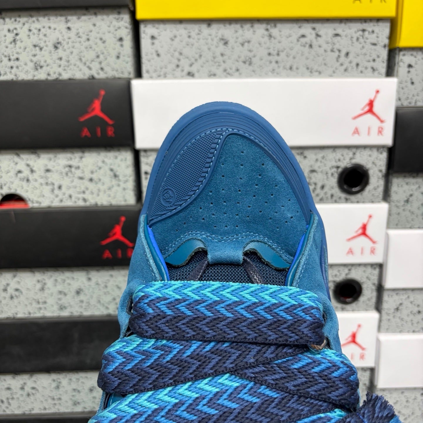 Curb Triplo Azul