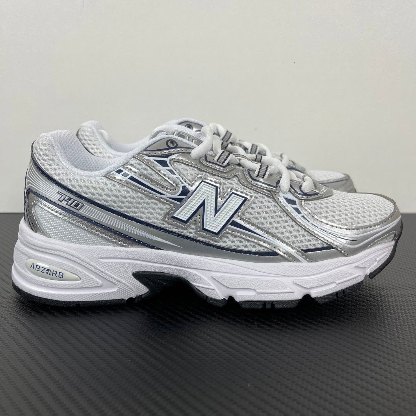 740 White / Silver / Navy