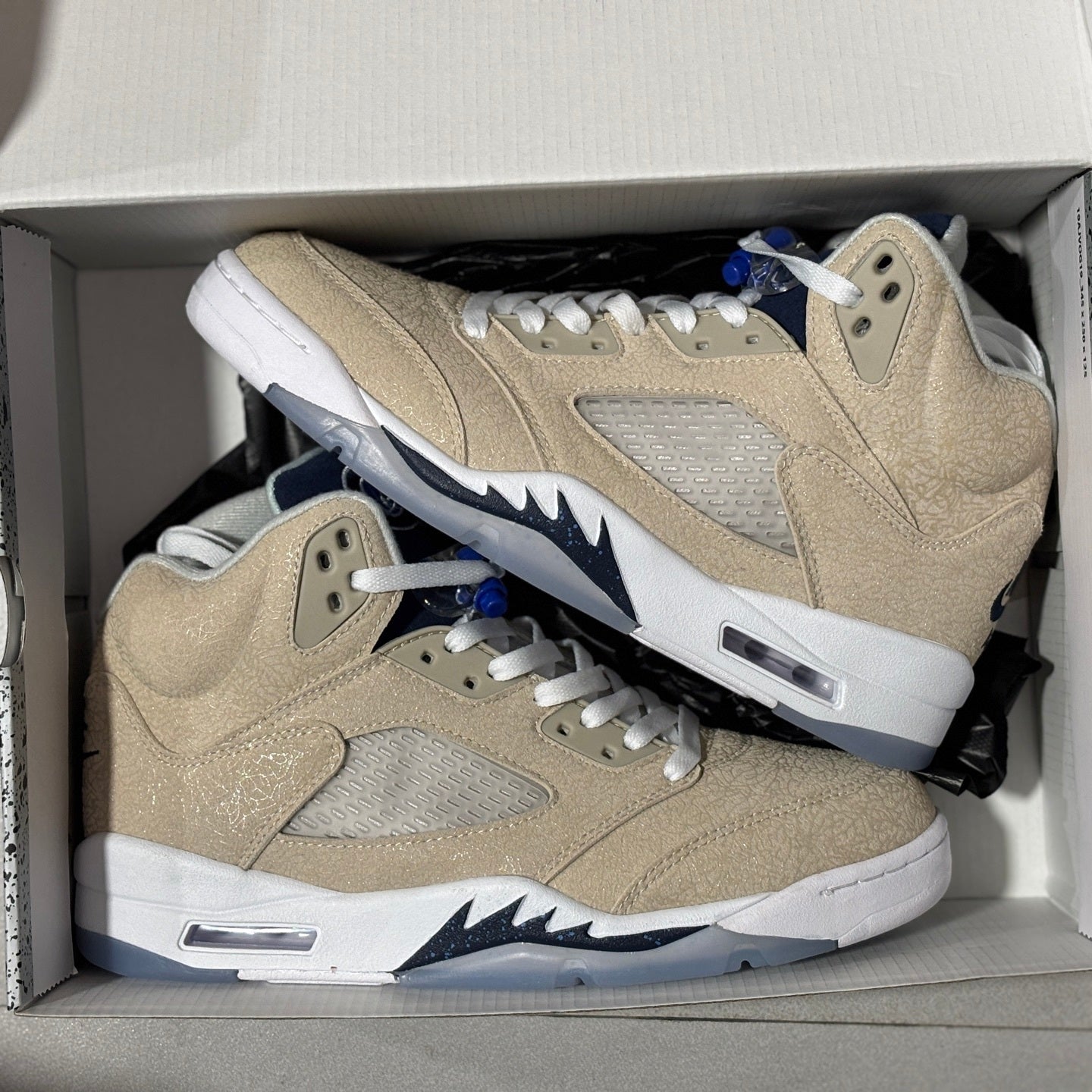 AJ 5 Retro Georgetown Sample