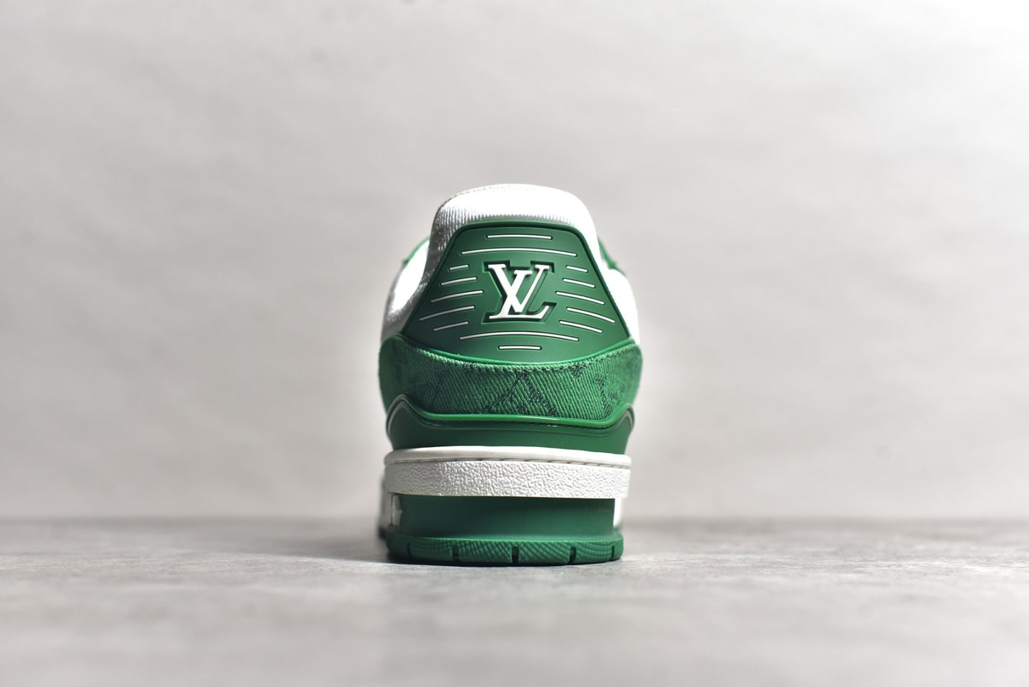 Trainer White and Green