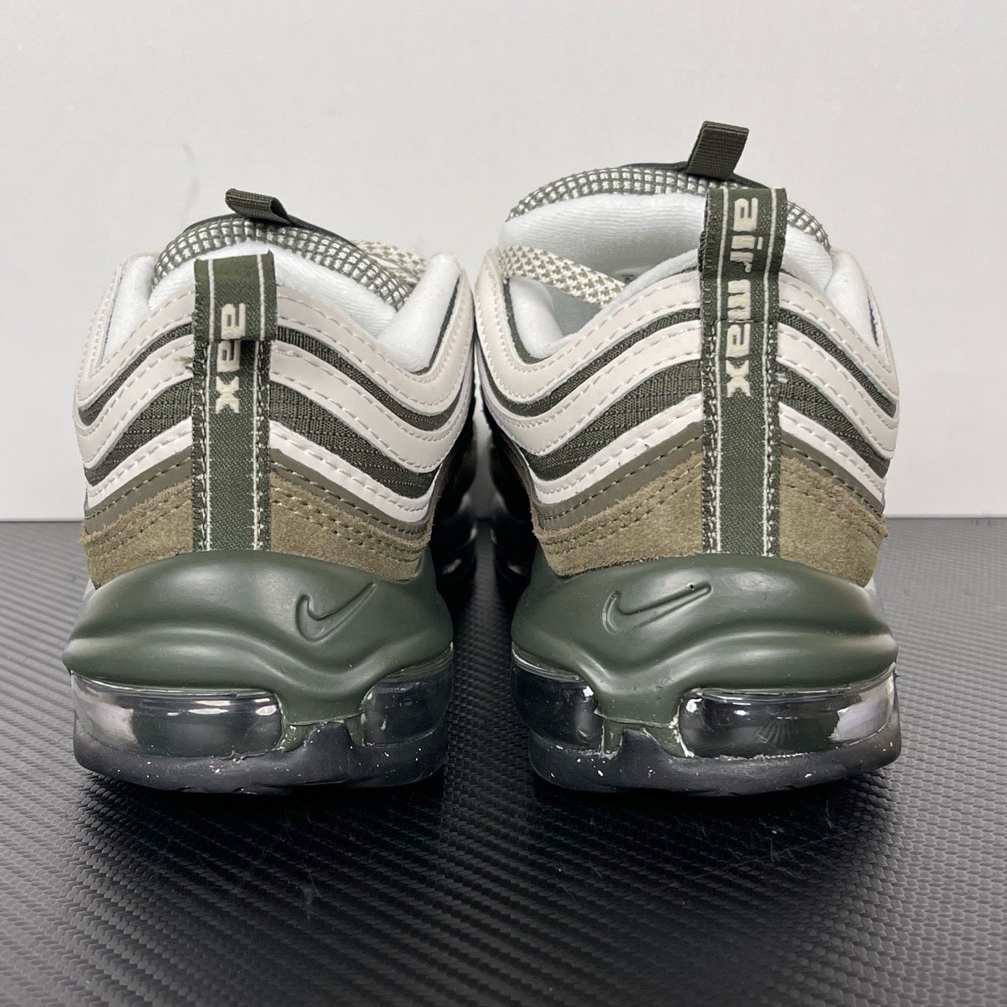 97 Olive Cream