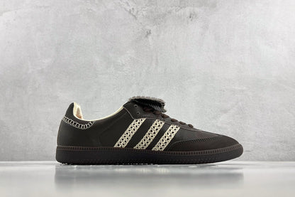 Samba Brown White