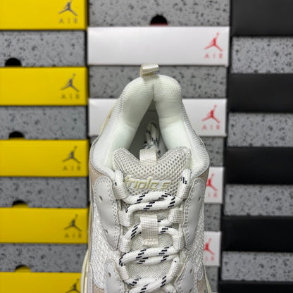 BLG Triple S White/Beige