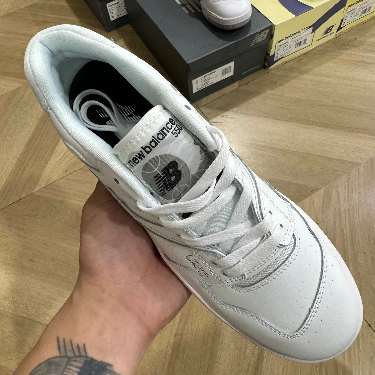 550 All White