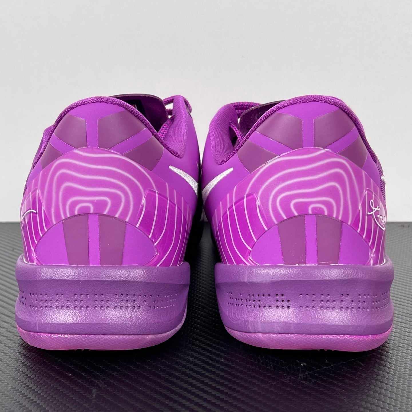 KB8 EYBL Hyper Violet