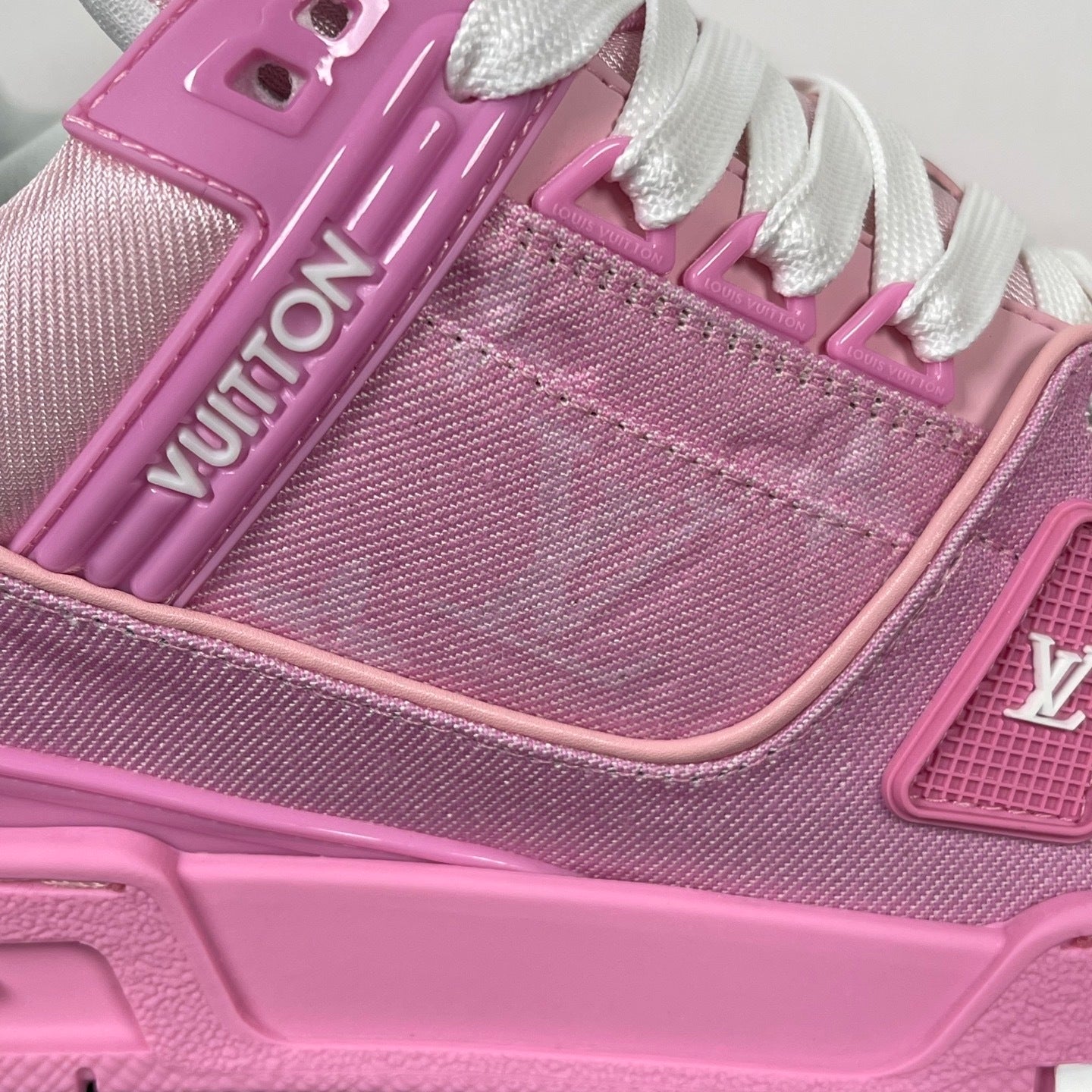 Trainer Pink