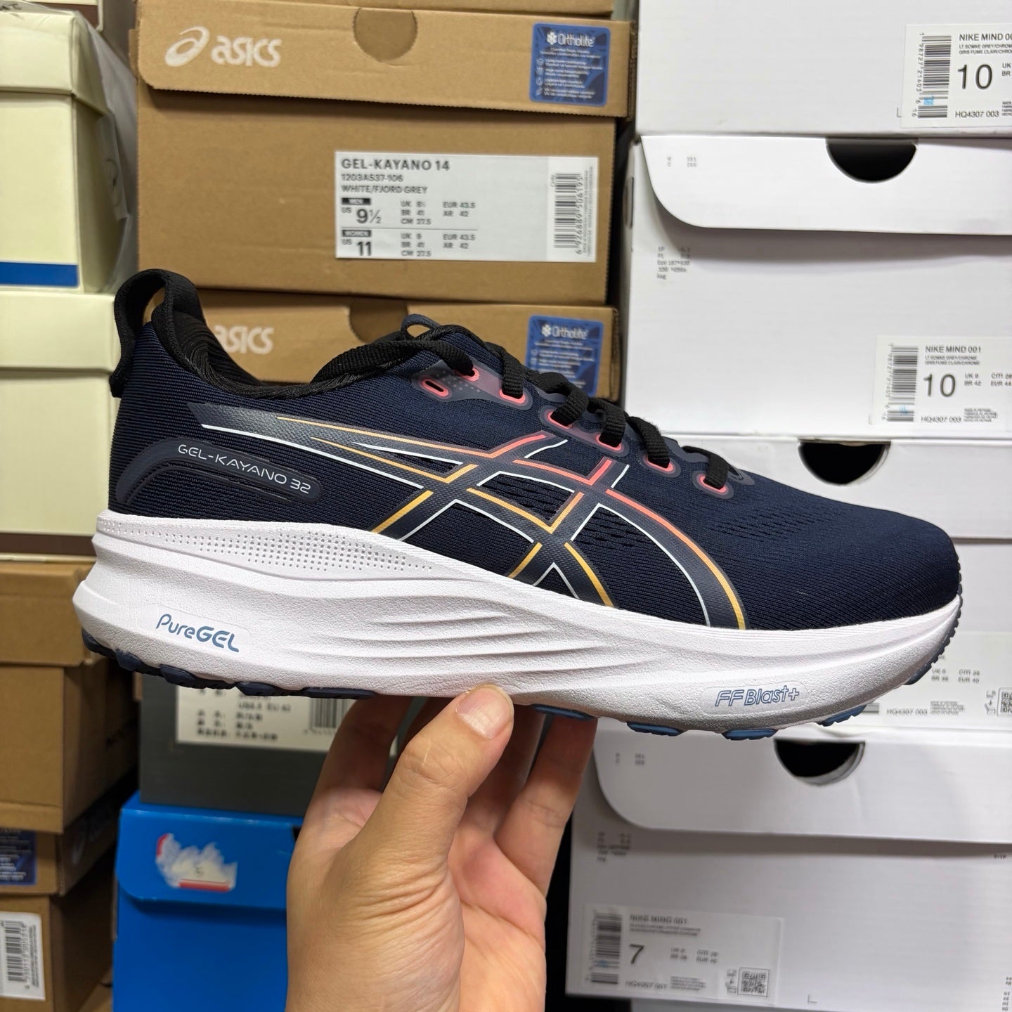 GEL-KAYANO 32 Black/Blue/Orange