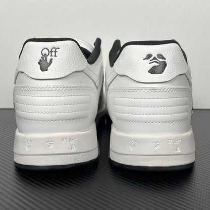 Out Of Office White Off