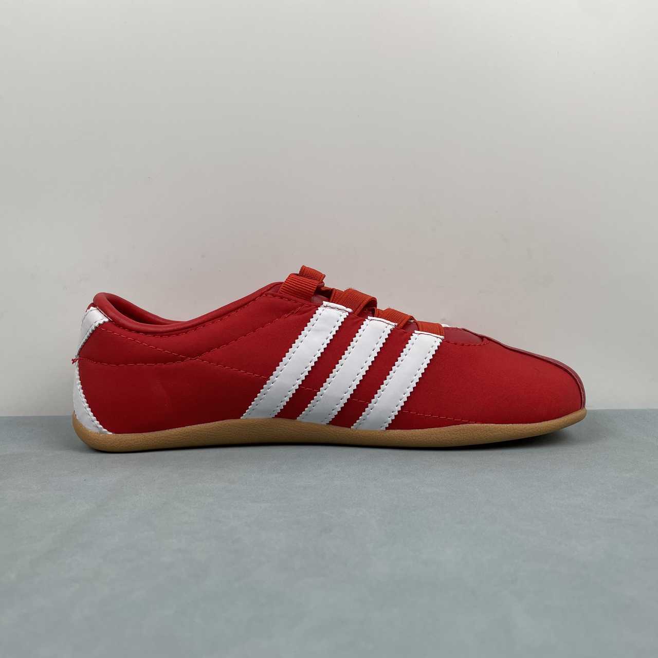 AD TOKYO Red White