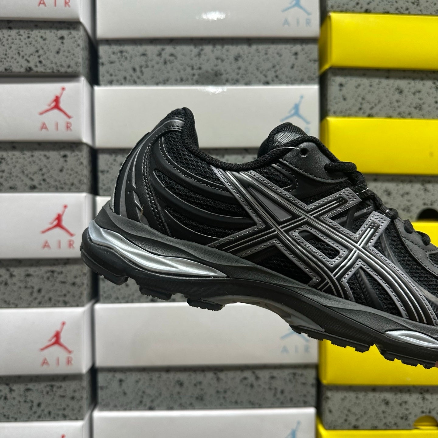 Gel-SEKIRAN Black/Carbon