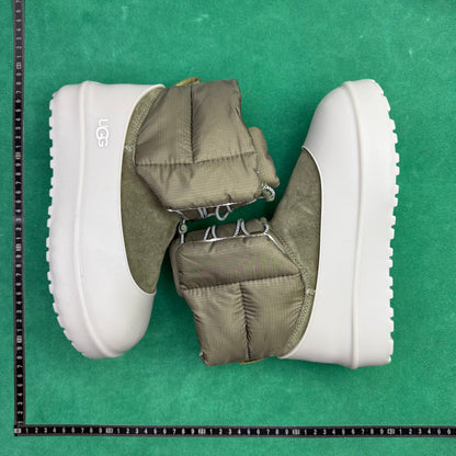 TT UGG CLASSIC MINI Lace-Up Weather