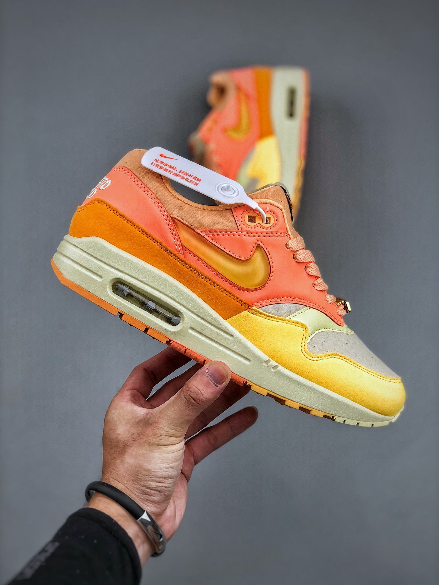 Air Max 1 Puerto Rico Day Orange Frost