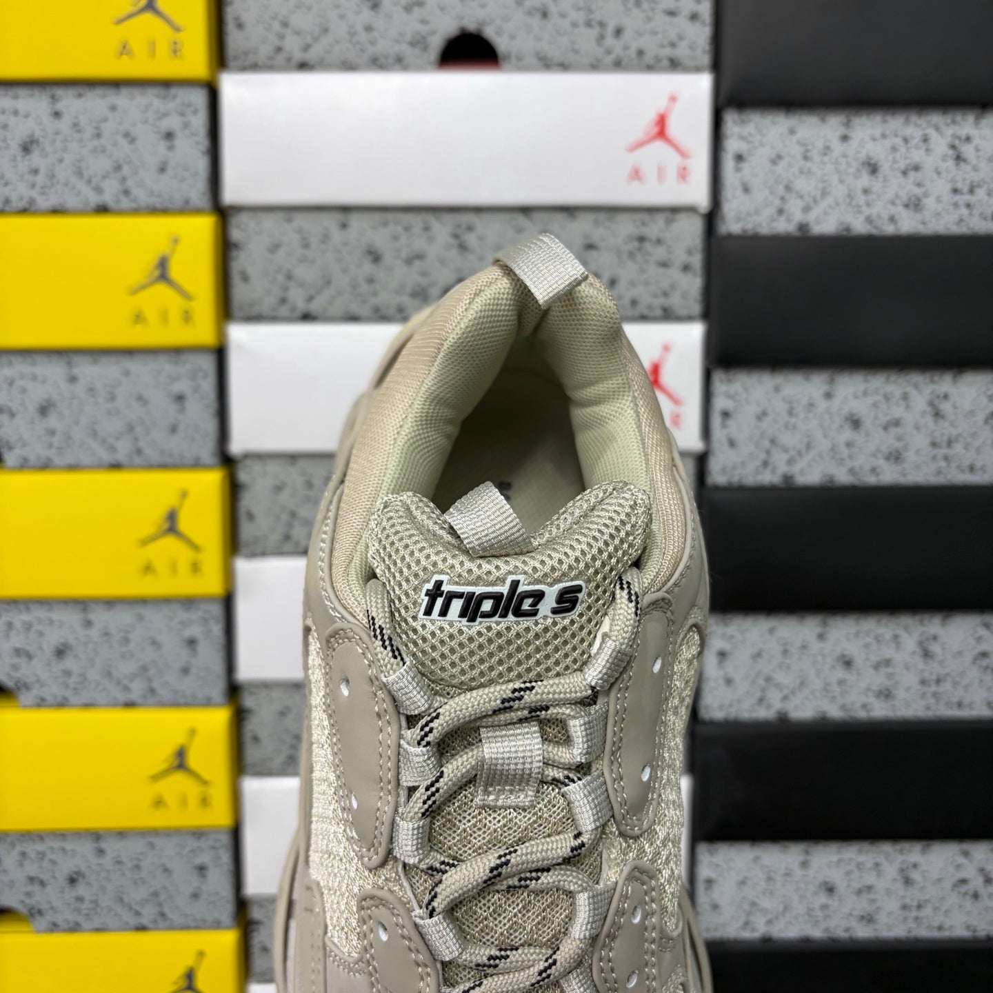 BLG Triple S Creme