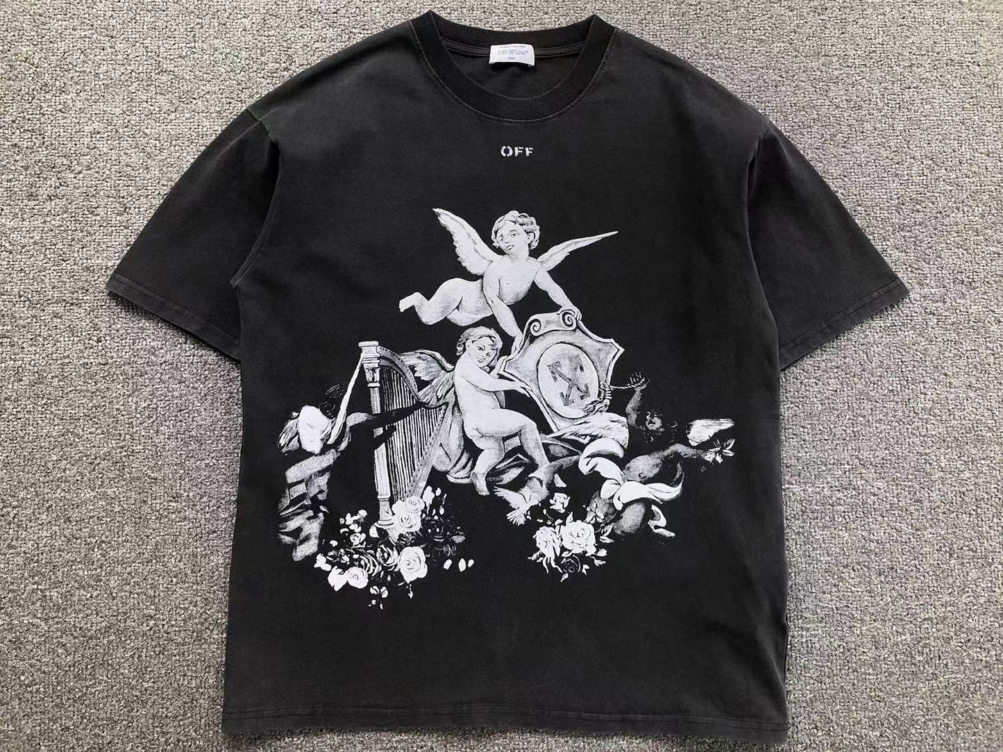 T-shirt Off