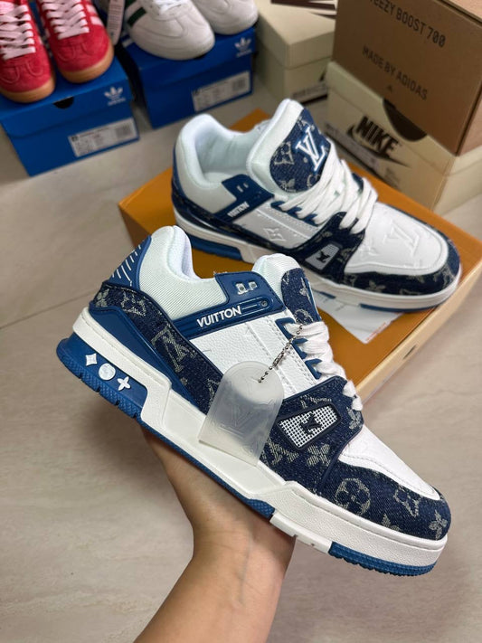 Trainer Blue and White