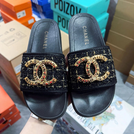 Chinelos Chanel Black