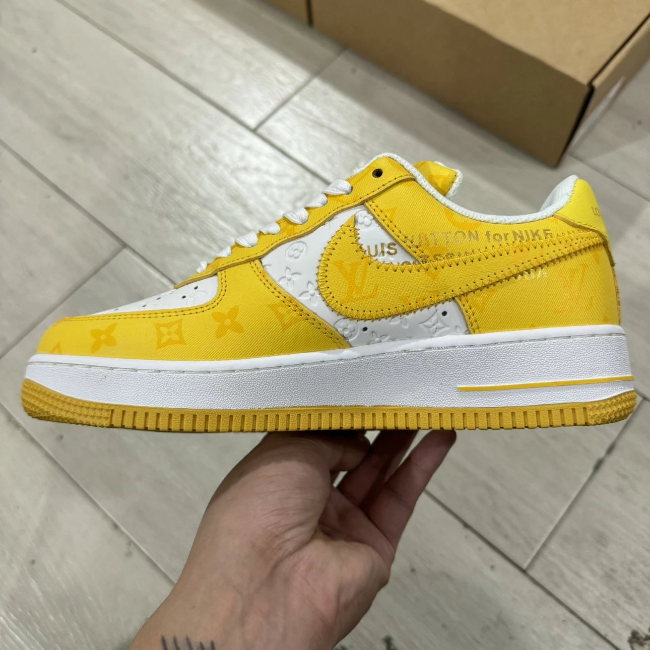 AF1 x LV Yellow