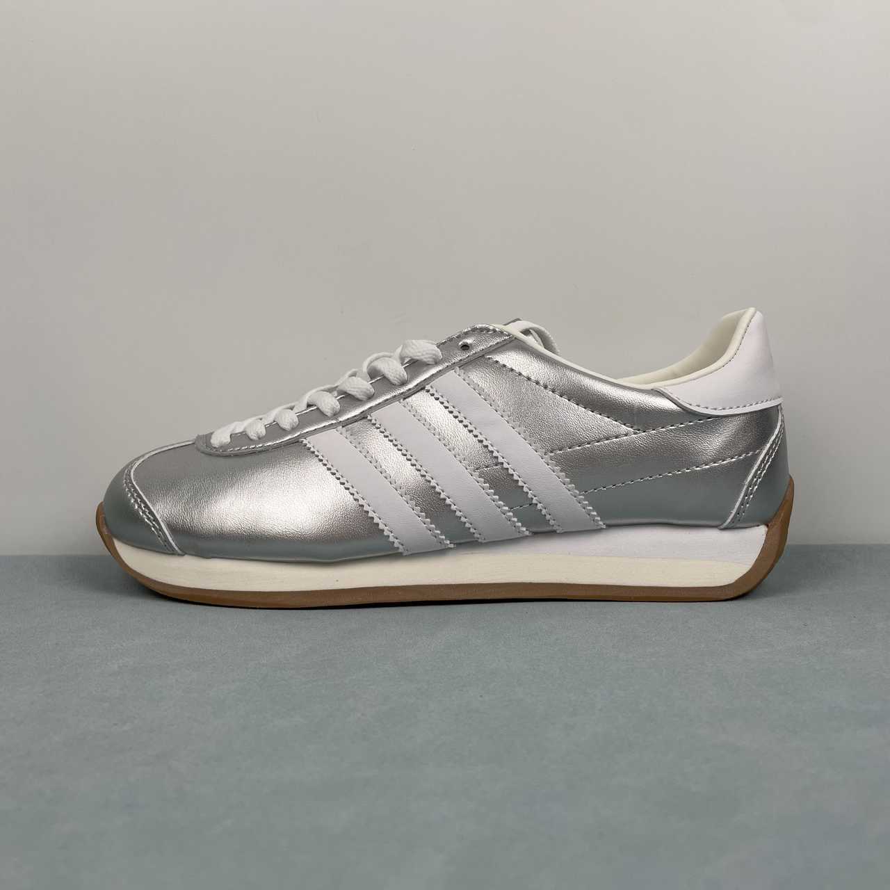 AD COUNTRY OG Silver White