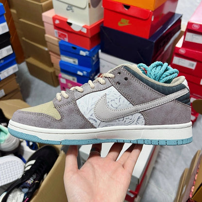 SB Dunk Low "Big Money Savings"