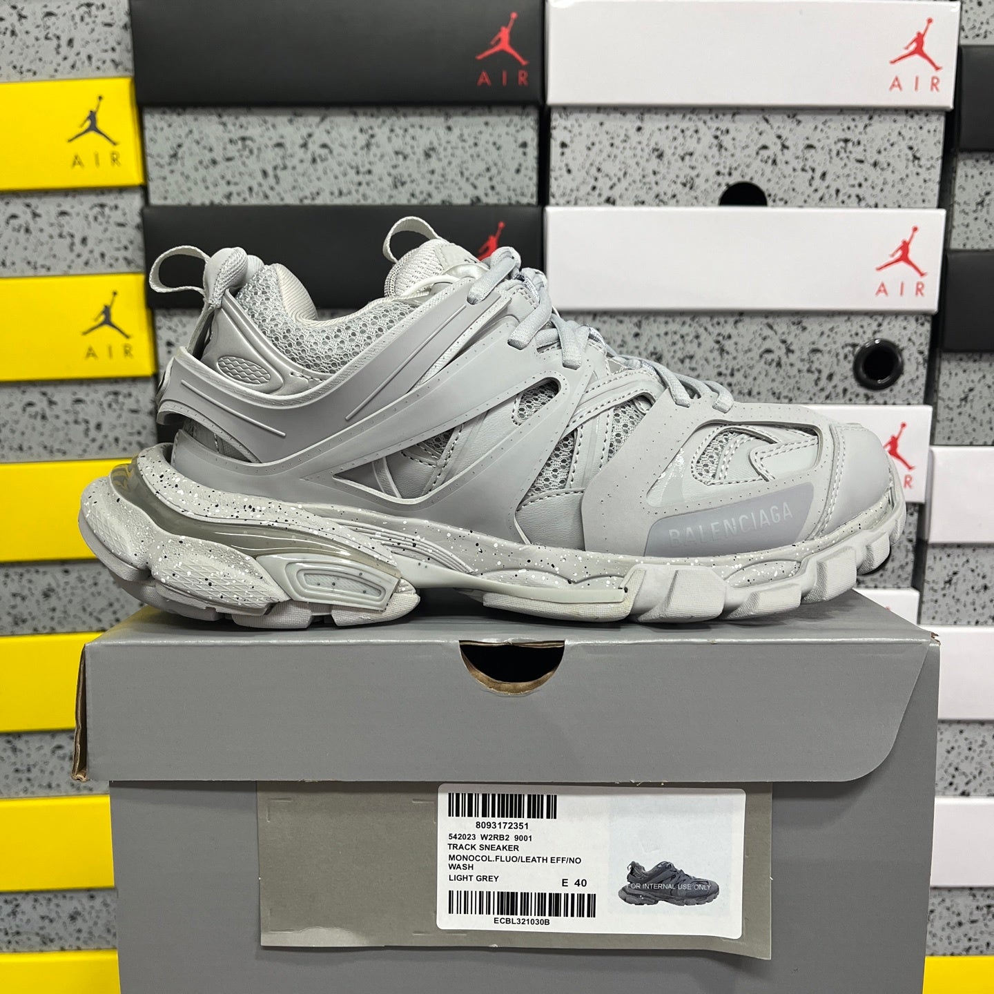 BLG Track Grey