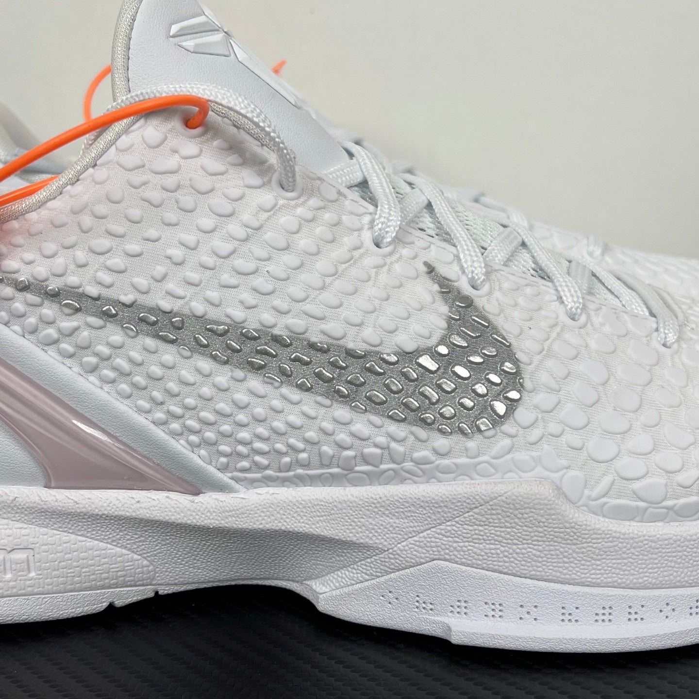 KB6 Proto White