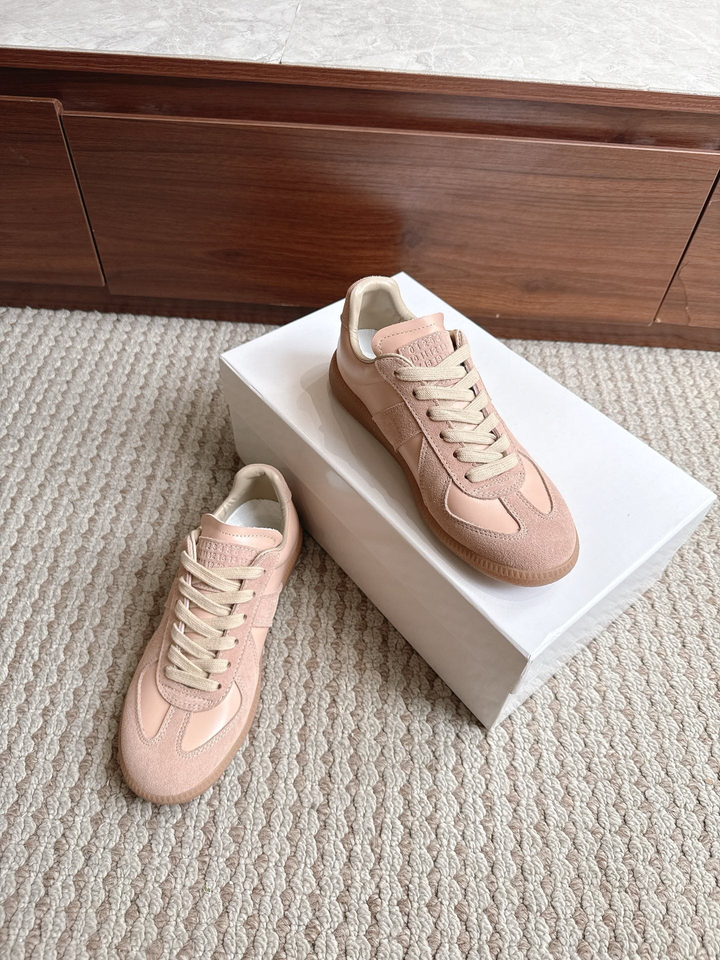 Maison Pink Lether