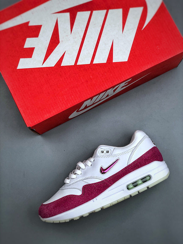 Air Max 1 Valentine's Day