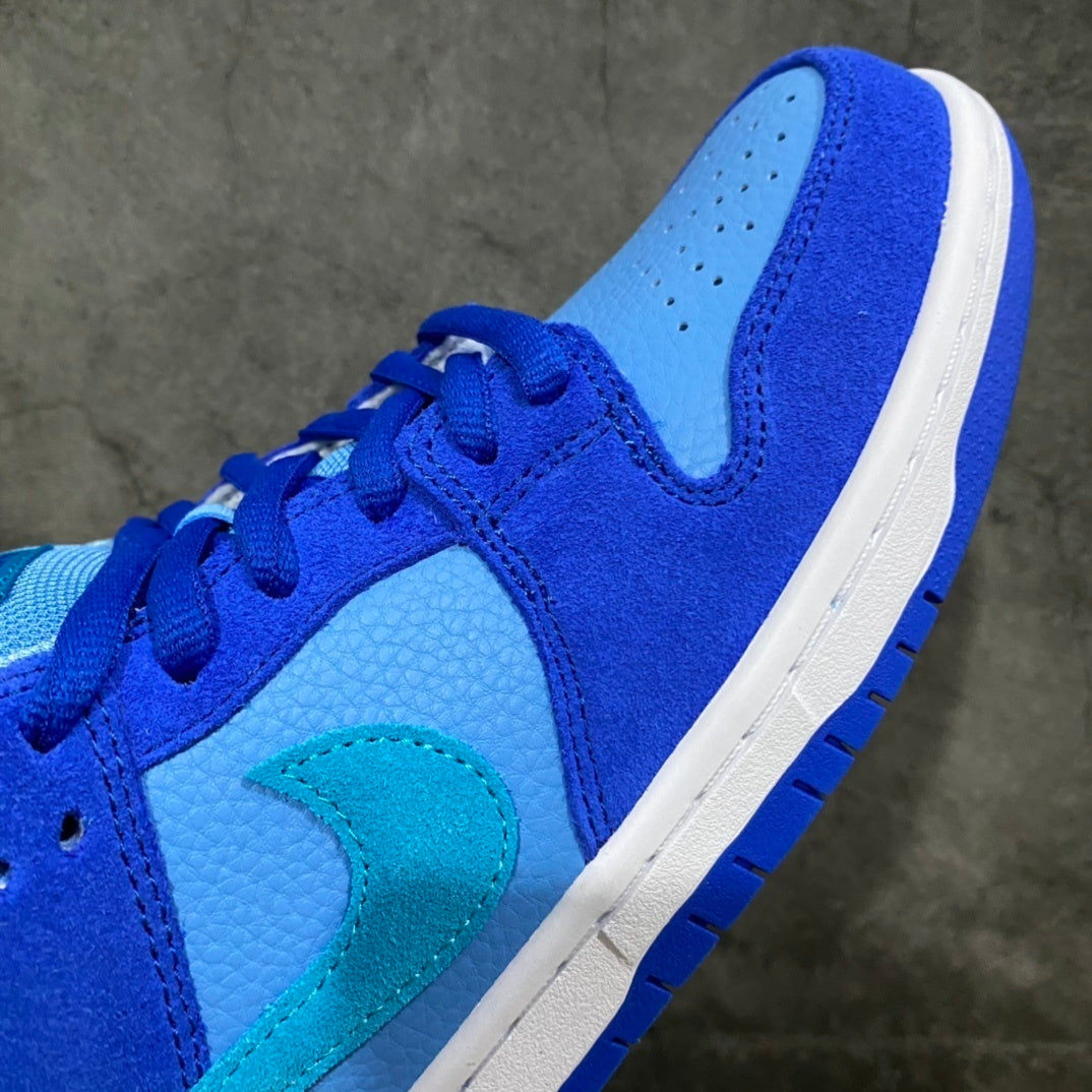 Dunk SB Blue Raspberry