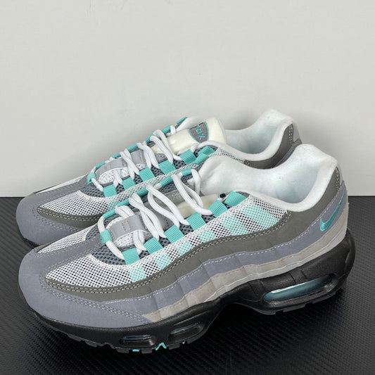 95 Hyper Turquoise