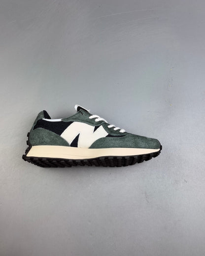 327 Green Dark and Black