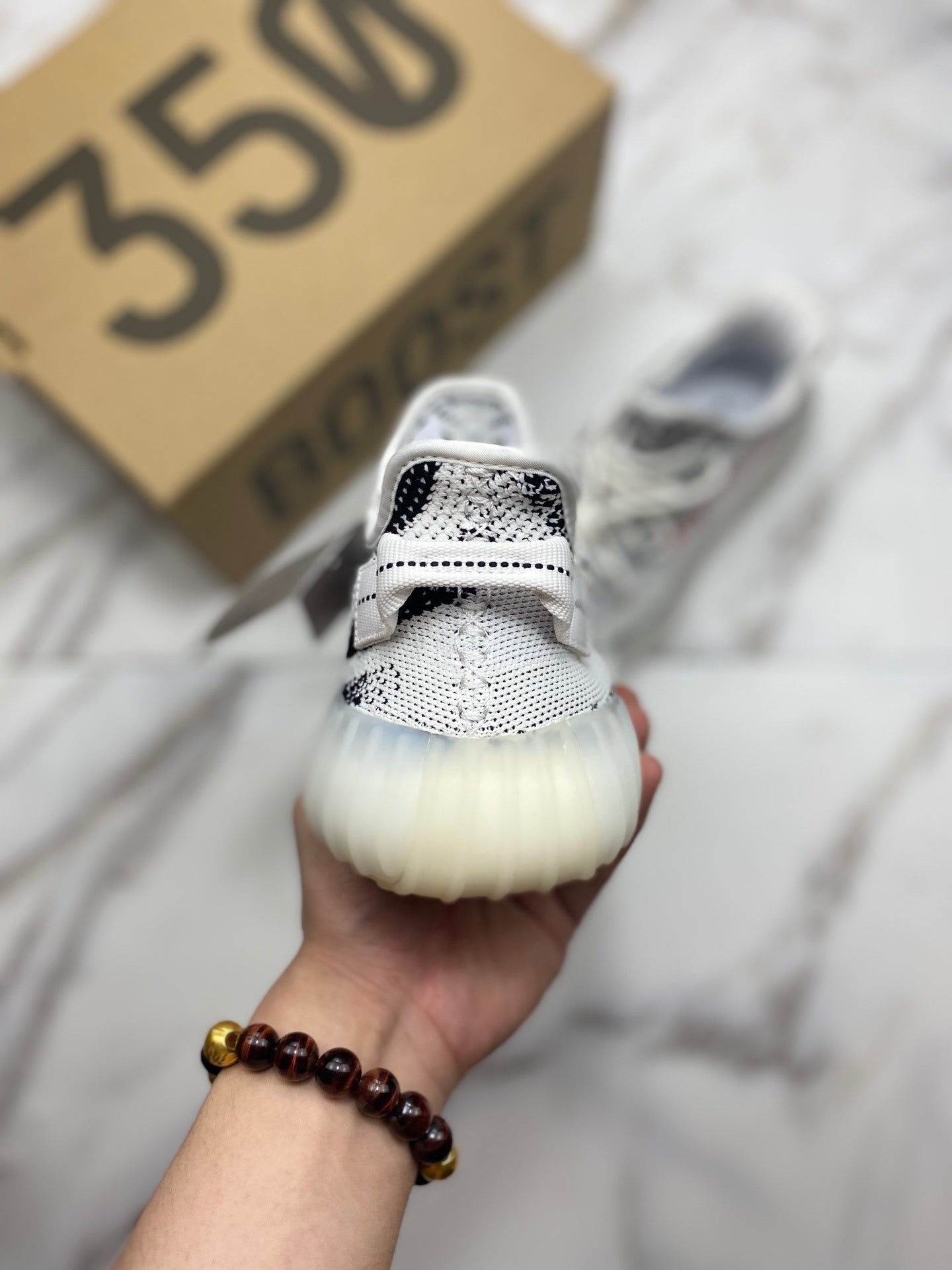 Boost 350 Zebra