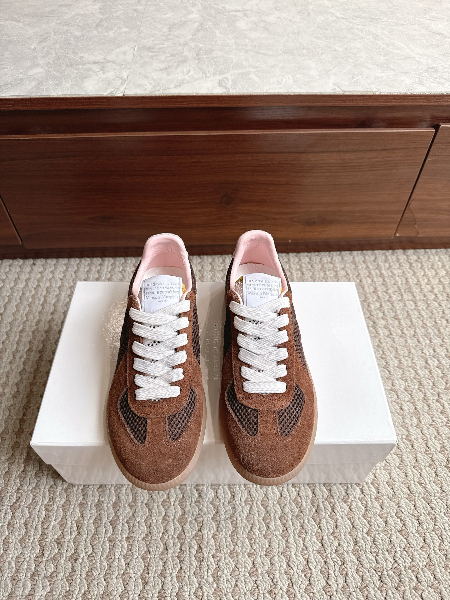 Maison Net Brown