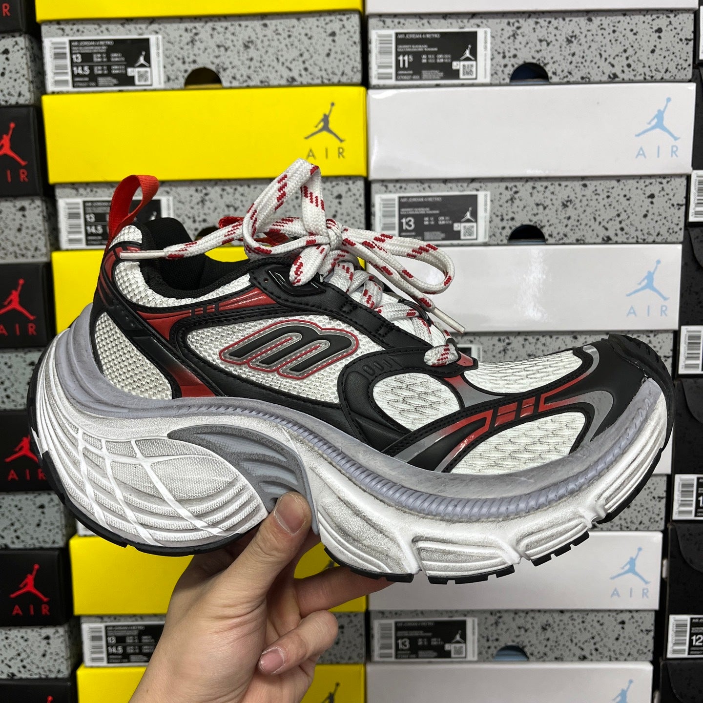 BLG 10XL White/Red/Black
