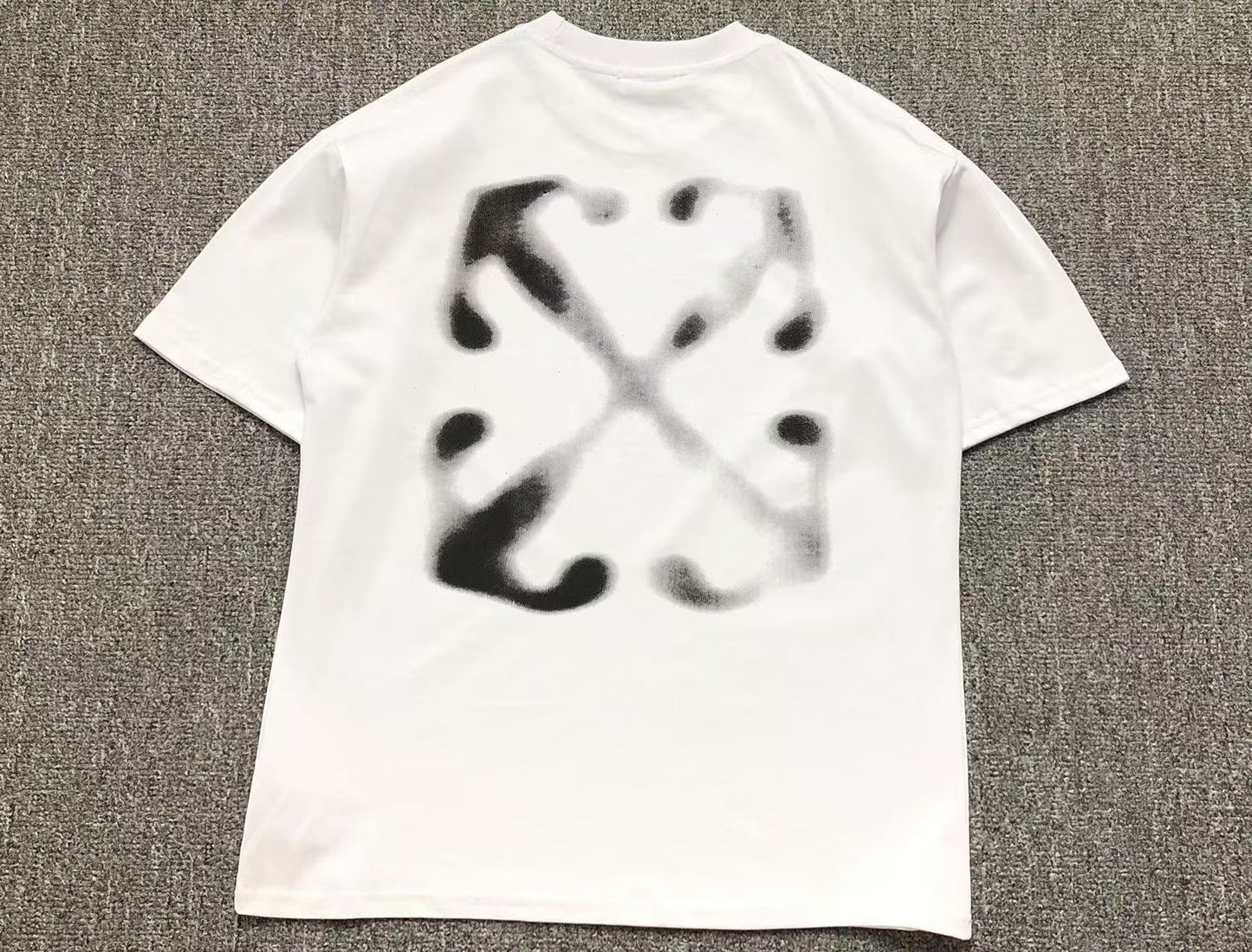 T-shirt Off