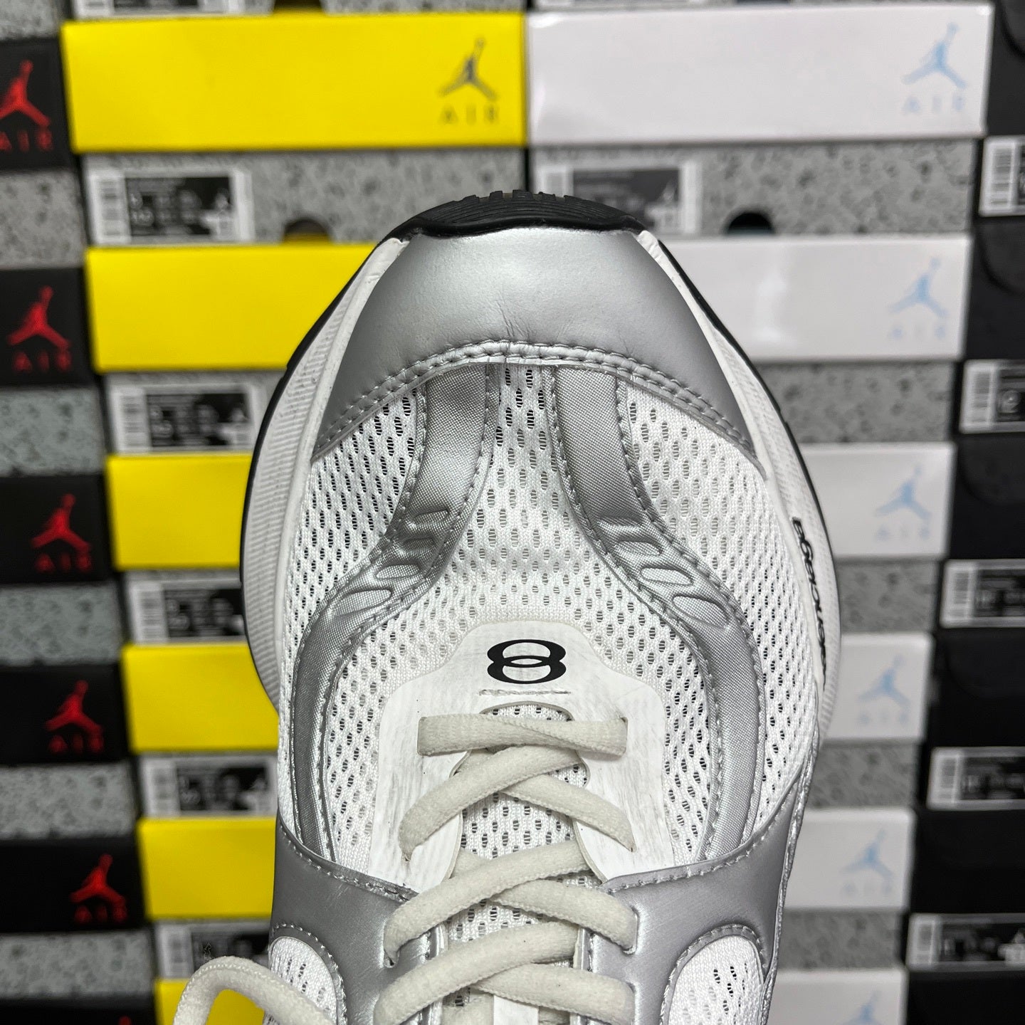 BLG Circuit White/Grey